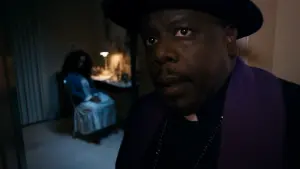 Задник к фильму "Дом с паранормальными явлениями" #320112