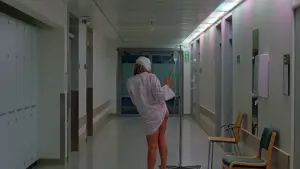 Задник к фильму "Тошнит от себя" #195331