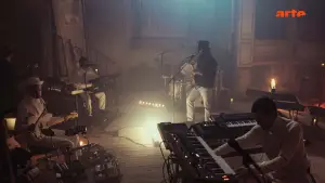 Задник к фильму "Sébastien Tellier au Théâtre de Mirecourt - Passengers" #775343