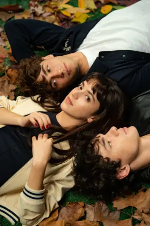 Постер к фильму "Скажи тихонько" #571049