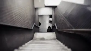 Задник к фильму "Ноам Хомский: Реквием по американской мечте" #477851