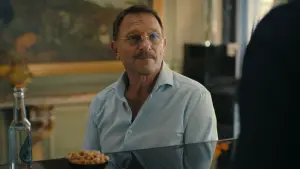 Задник к фильму "Влюбись в меня до безумия" #562949