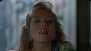 Задник к фильму "Шлюха" #459022