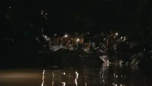 Задник к фильму "13 жизней" #431646