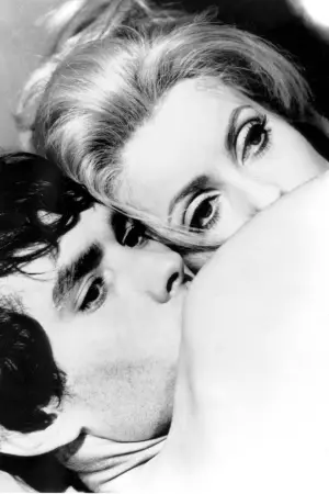 Постер к фильму "Дневная красавица" #729857