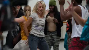 Задник к фильму "Пока мы молоды" #309760