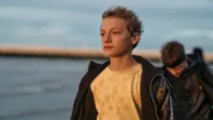 Задник к фильму "Близко" #186571