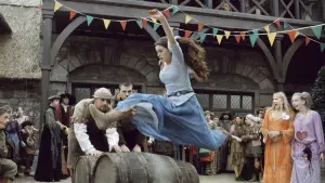 Задник к фильму "Заколдованная Элла" #693350