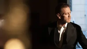 Задник к фильму "Рокко: легенда крупным планом" #329821