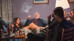 Задник к фильму "Дедушка лёгкого поведения" #320837