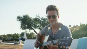 Задник к фильму "Достать ножи: Стеклянная луковица" #592434