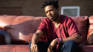 Задник к фильму "Сердитая чёрная девушка и её монстр" #391341