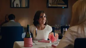 Задник к фильму "Девушка, подающая надежды" #215092