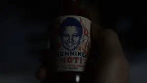 Задник к фильму "Достать ножи: Стеклянная луковица" #592471