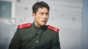 Задник к фильму "Стальной дождь" #377446