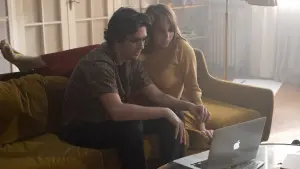 Задник к фильму "Мейнстрим" #394891