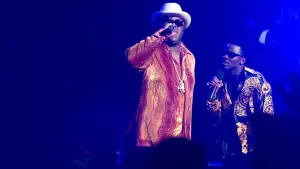 Задник к фильму "Ноториус" #255053