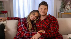 Задник к фильму "Рождество под софитами" #735770