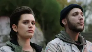 Задник к фильму "Сырое" #243062