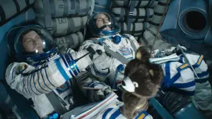 Задник к фильму "Салют-7" #240851