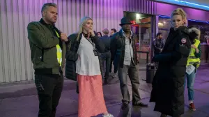 Задник к фильму "Девушка, подающая надежды" #215085