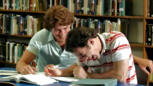 Задник к фильму "Почти Нормально" #727501