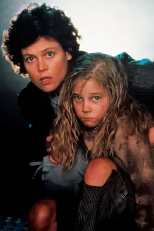 Постер к фильму "Чужие" #571444