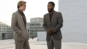 Задник к фильму "Довод" #233943