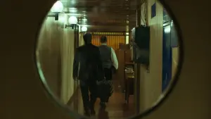 Задник к фильму "Преступники" #376347