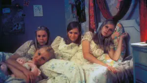 Задник к фильму "Девственницы-самоубийцы" #703954