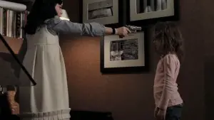 Задник к фильму "Дитя тьмы" #698821