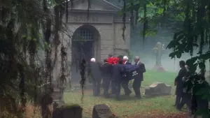 Задник к фильму "Байки из склепа: Кровавый бордель" #382584