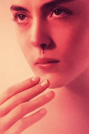 Постер к фильму "Сырое" #243069