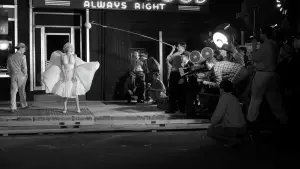 Задник к фильму "Блондинка" #696884