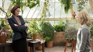 Задник к фильму "Дальше по коридору" #339666