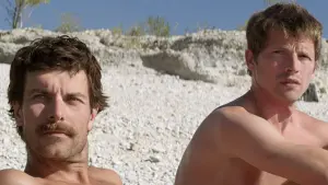 Задник к фильму "Незнакомец у озера" #292711