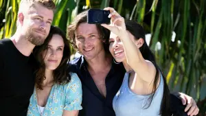 Задник к фильму "Хищные Воды: Западня" #321764