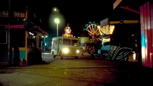 Задник к фильму "Клоуны-убийцы из космоса" #287990