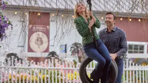 Задник к фильму "A Season to Blossom" #770206