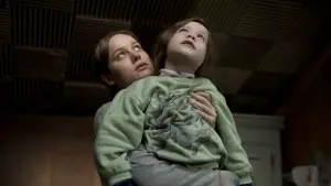 Задник к фильму "Комната" #179582