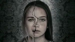 Задник к фильму "Проклятие матери: Прятки на выживание" #354034