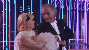 Задник к фильму "Джинджер и Фред" #451774