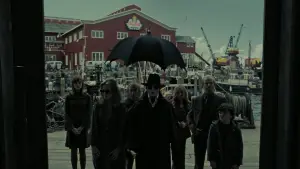 Задник к фильму "Мрачные тени" #647406