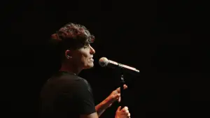 Задник к фильму "Увидь меня в хорошем свете" #580437