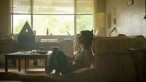 Задник к фильму "Любовь истекает кровью" #434504