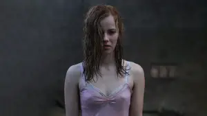 Задник к фильму "Лоре" #708237