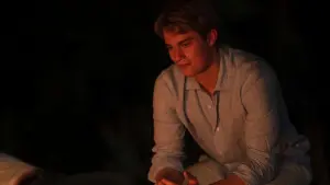 Задник к фильму "Красный, белый и королевский синий" #178923