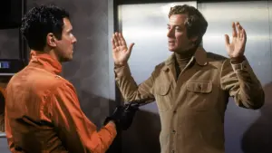 Задник к фильму "Рой" #397837