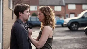 Задник к фильму "Темная река" #493556