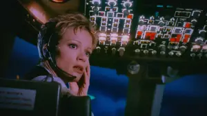 Задник к фильму "Турбулентность" #654102